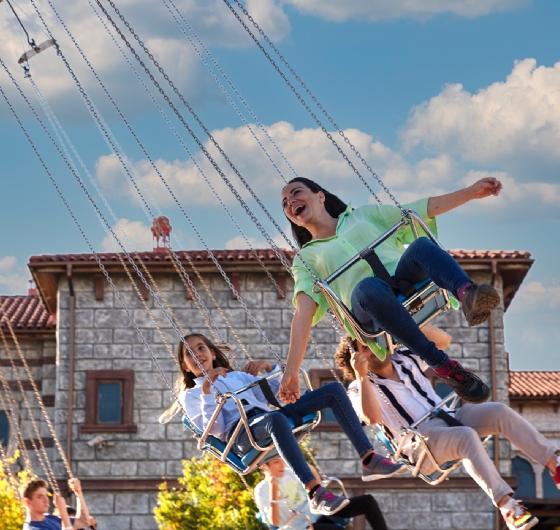 🎡23 Nisan Çocuk Bayramına Özel İstanbul Vialand Tema Parkı Turu🎡